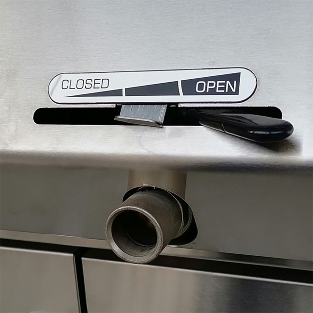 Fritadeira a gás E-RQZ-400X com tanque único, 10 kW e capacidade de óleo de 10 litros.