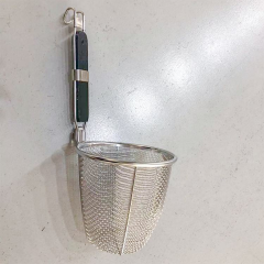 Caldeira elétrica comercial para macarrão E-DM-9T, 6 kW, com várias cestas.