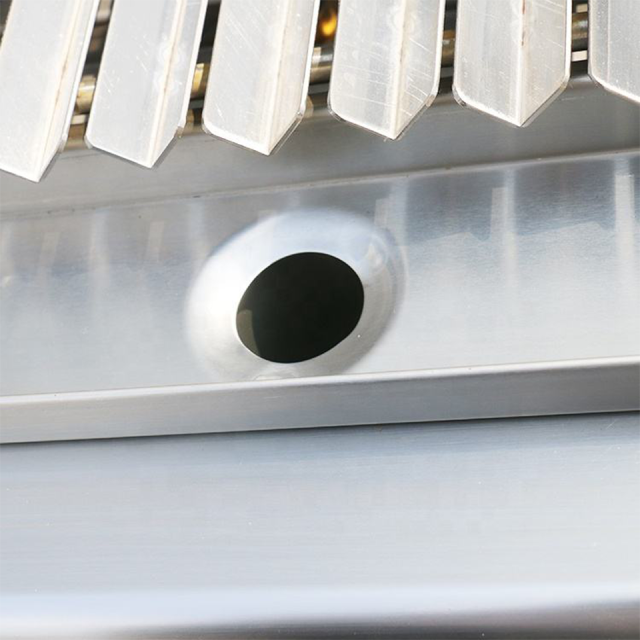 Grelha elétrica de aço inoxidável com pedras vulcânicas E-RQH-400X para cozimento de alto volume.