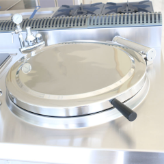 Panela a gás profissional de 120 litros para cozinhar sopas e caldos.