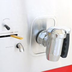 Panela a gás profissional de 120 litros para cozinhar sopas e caldos.