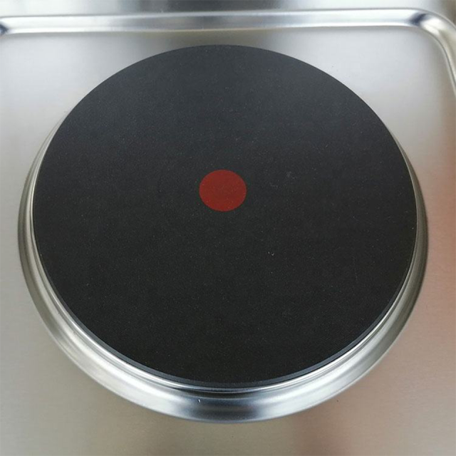 Fogão elétrico comercial de 2 bocas, em aço inoxidável, com controle manual, sistema de aquecimento duplo de 4,6 kW para cozinhas de restaurantes e serviços de catering, com design compacto, aquecimento rápido e compatibilidade com voltagem industrial.