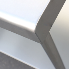 Mesa resistente em aço inoxidável com painel traseiro, série ZZJYGZ, para preparação de alimentos.