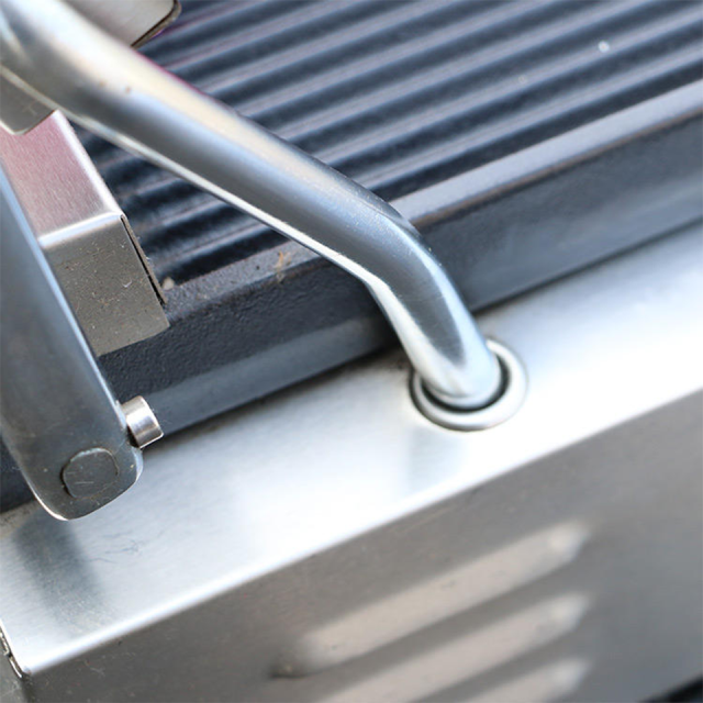 Máquina de waffles elétrica E-DPX-13 com placas removíveis para cafés e padarias