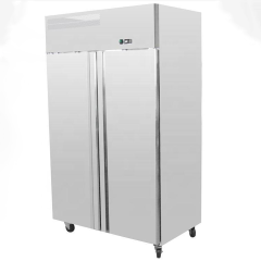 Refrigerador vertical comercial ARX2 de 1015 litros com duas portas para uso em restaurantes e cozinhas.