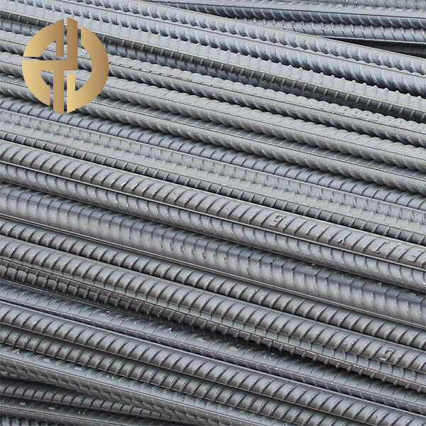 Barre d'acier déformée