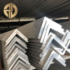 Gleichwinkliger Stahl