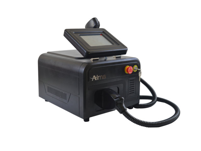 Three Wavelength 808nm diode laser(808nm,755nm,1064nm)