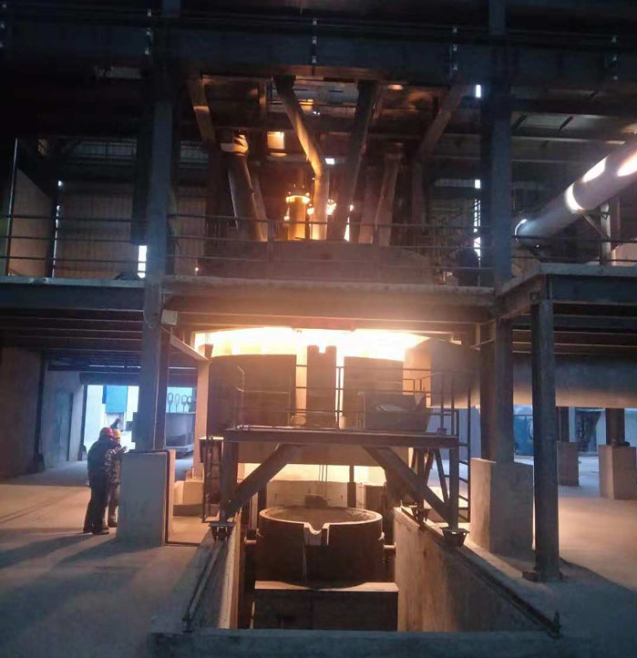 Ferroalloy refining furnace