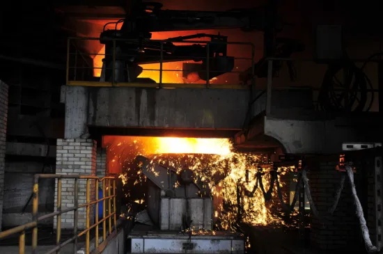 Titanium slag smelting furnace