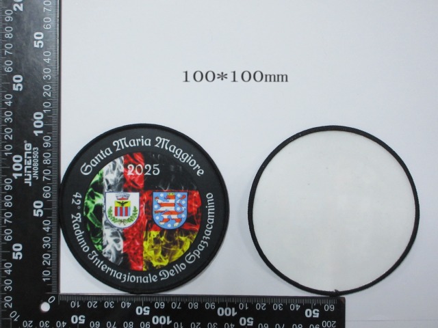 Custom Printed Fabric Patches – Round & Polygon Shapes