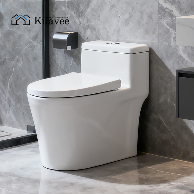 One Piece Square Seats Water Efficient Cistern Toilet