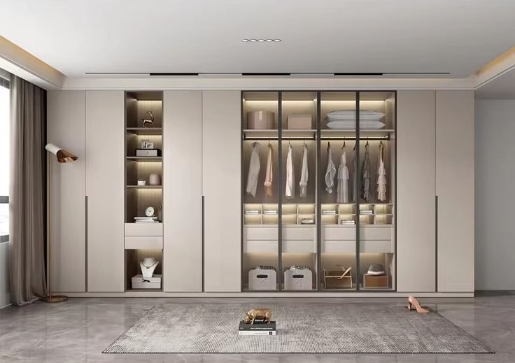Customized wardrobes with Scientific internal zoning
