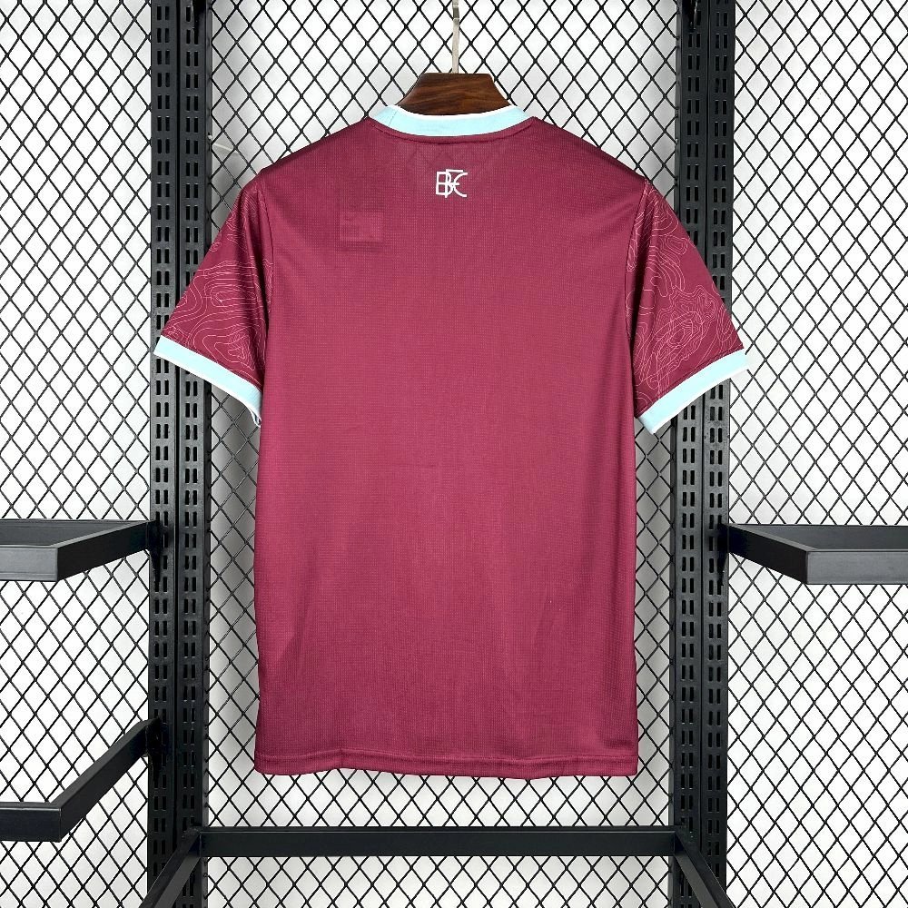 2024-2025 Brentford's home jersey