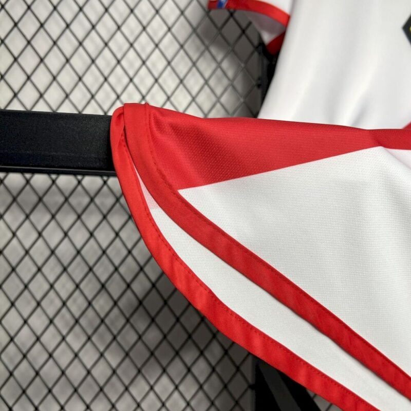 Rayo Vallecano 2001/02 Home Retro Jersey