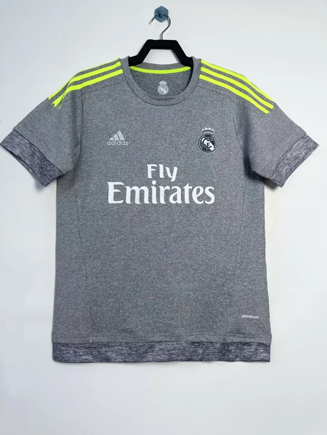 2015-16 Real Madrid Away Jersey - Retro Edition