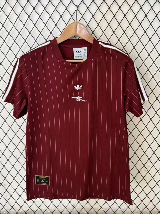 2025-26 Arsenal Retro Claret Jersey - Fan Edition