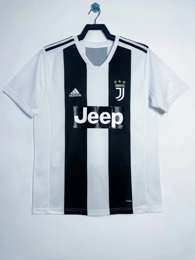 2018-19 Juventus Home Jersey - Retro Edition