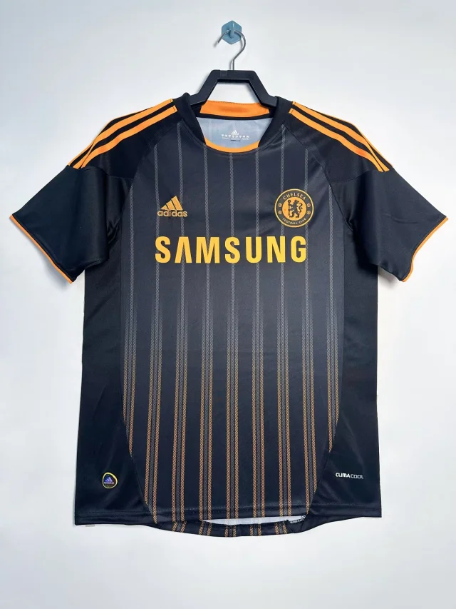2010-11 Chelsea Away Shirt - Retro Edition