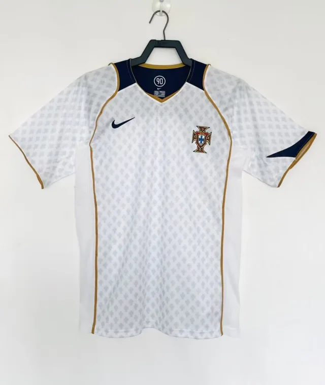 2004 Portugal Away Jersey - Retro Edition
