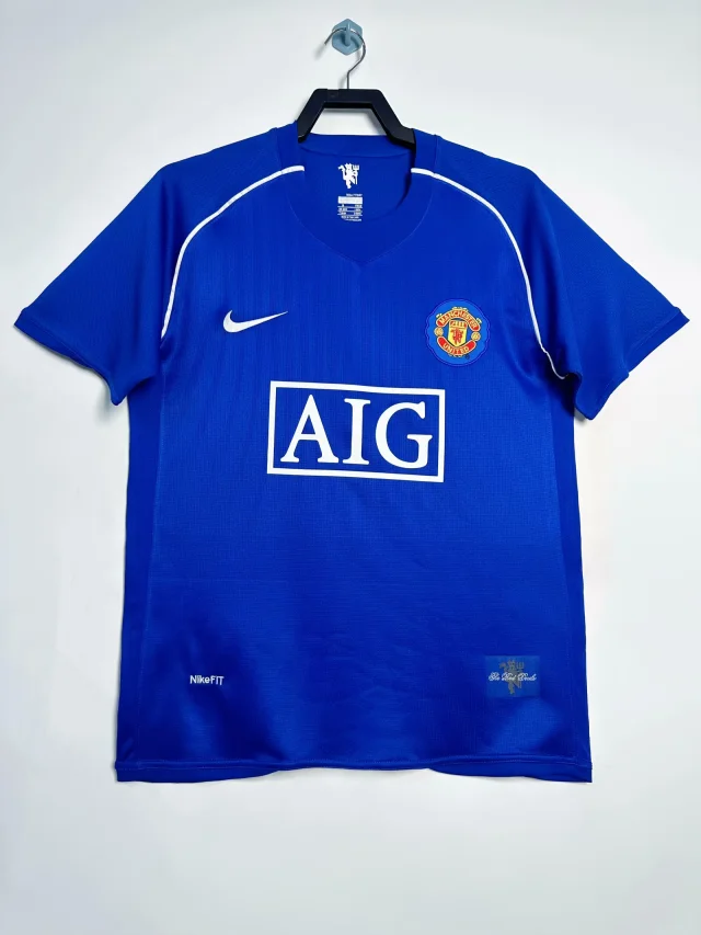 2007-08 Manchester United Goalkeeper Blue Shirt - Retro Edition
