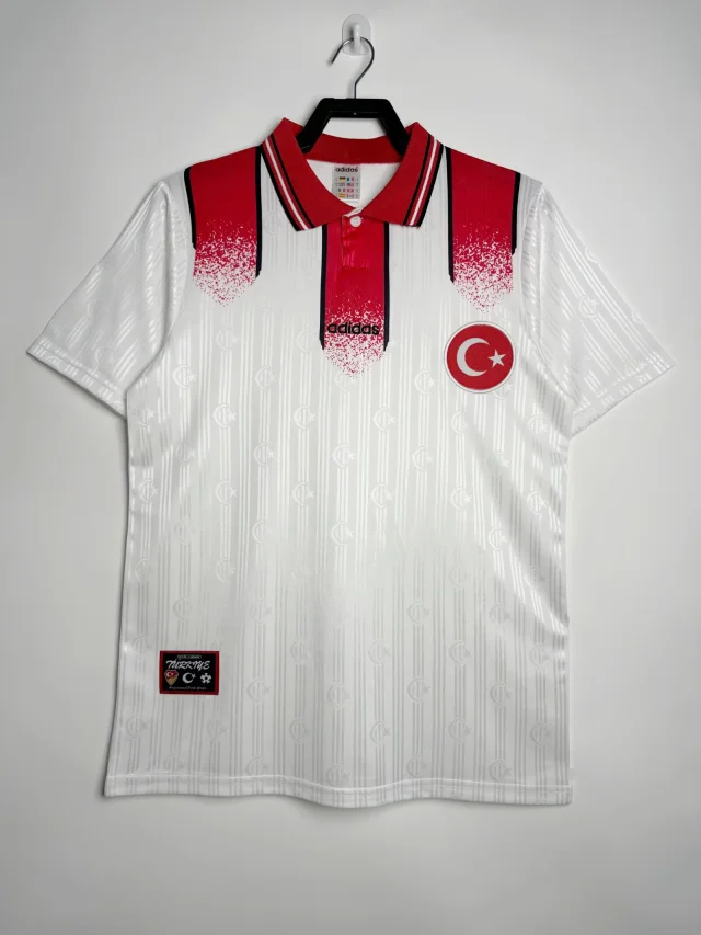 1996 Türkiye Away Jersey - Retro Edition
