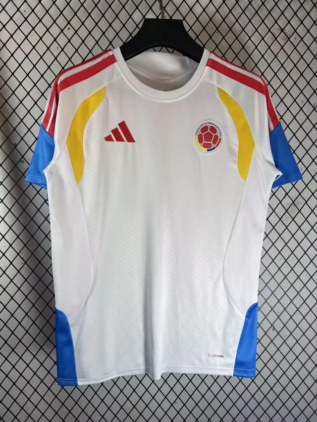 26-27 Colombia Training Kit (Fan Version)