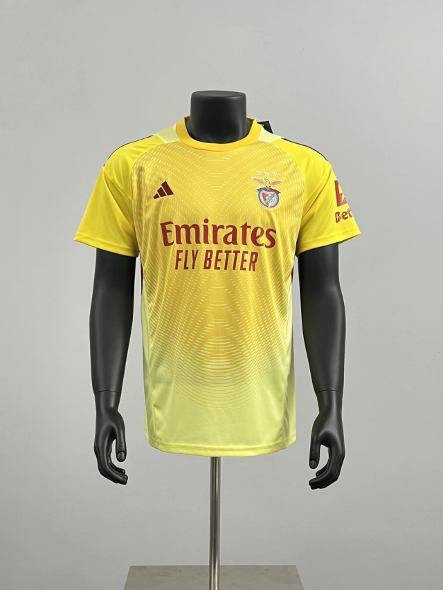25/26 season Benfica goalkeeper yellow jersey (fan version)