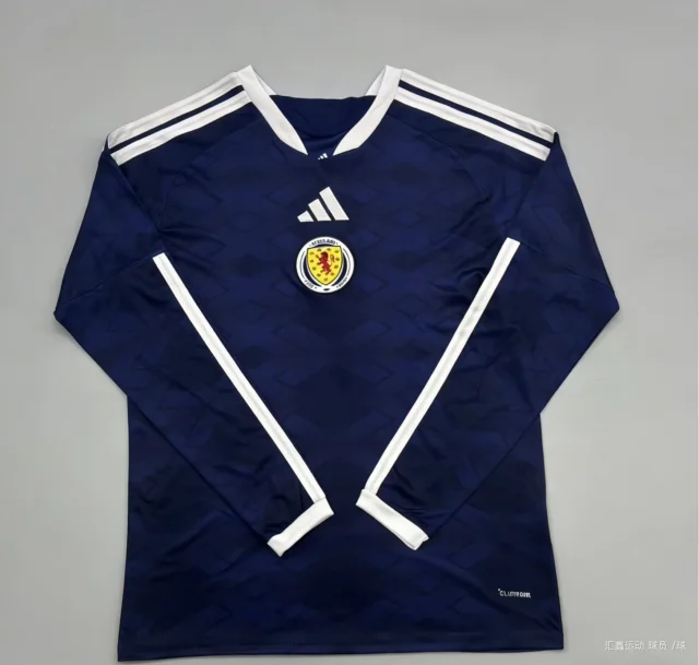 2026-27 Scotland Fan Edition Long-Sleeve Jersey