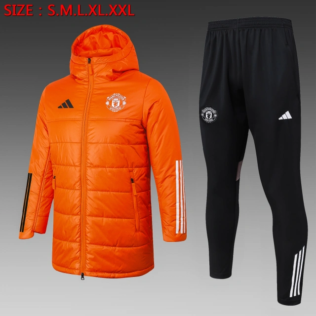 2025-26 Manchester United hooded long down jacket training - Adult size