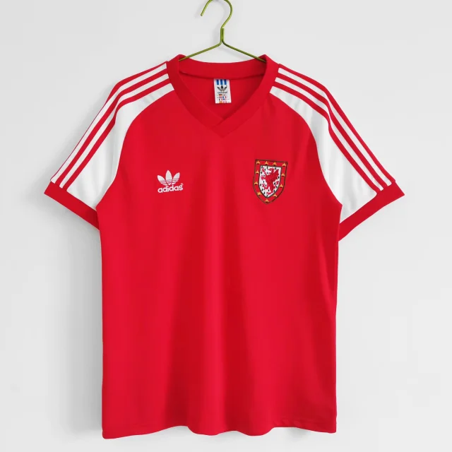 1982 Wales home retro jersey