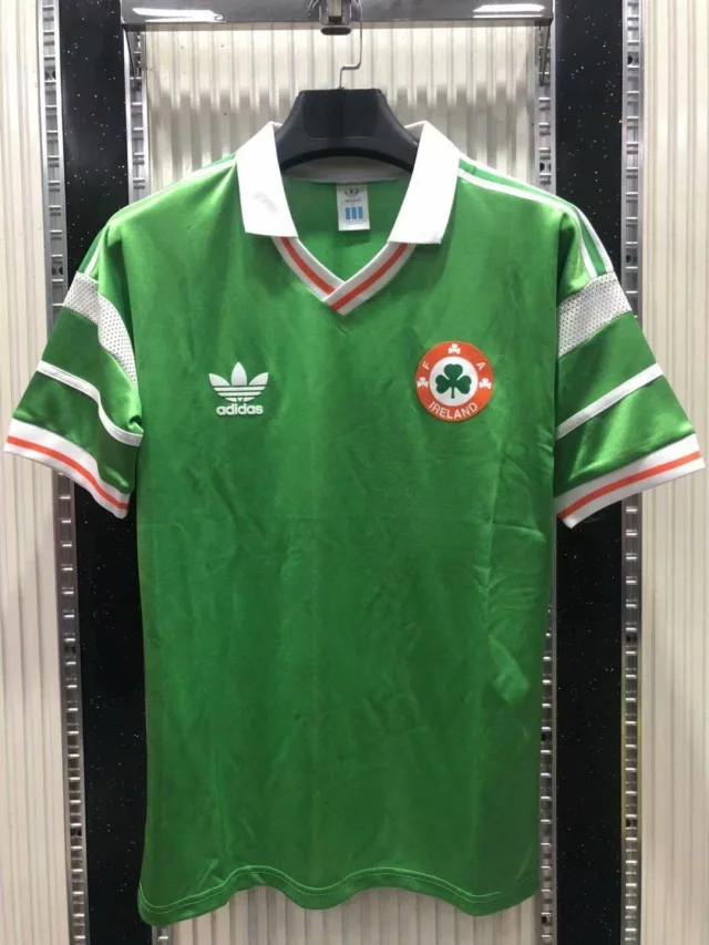 88-90 Ireland Home Jersey - Retro Edition