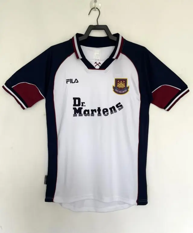 1999-01 West Ham away kit Retro Edition