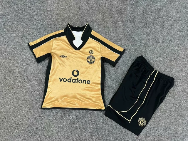 Manchester United 100th Anniversary Commemorative Retro Jersey Kids' Kit (Reversible) — Fan Edition