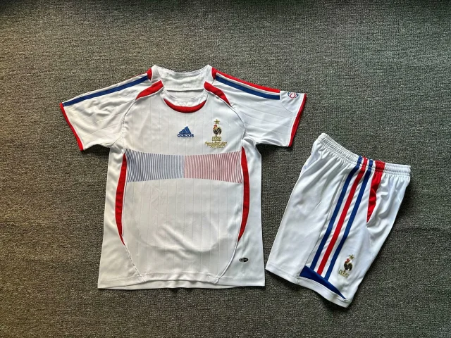 2006 France Home Fan Edition Jersey & Shorts Set (Kids)