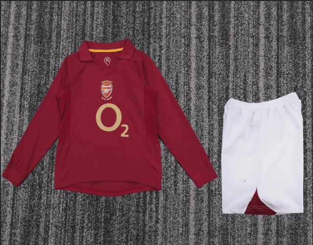 05-06 Arsenal home long-sleeved children's kit Retro Edition