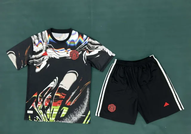 2026-27 Manchester United Fan Edition Kit Set