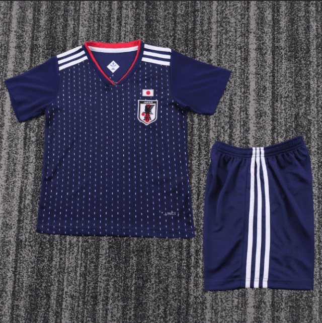2018 Japanese Children's Clothing Collection Retro Edition
