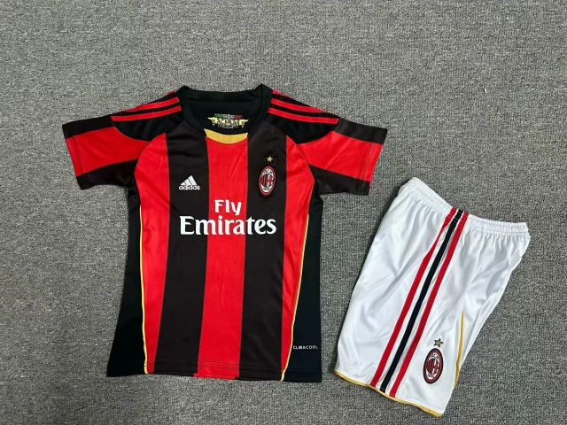 2010–11 AC Milan Home Retro Jersey & Shorts Set (Kids' Fan Version)