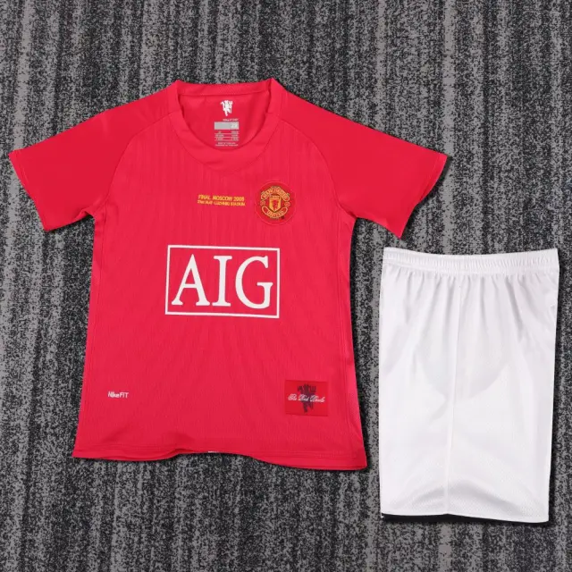 07-08 Manchester United Champions League Edition Children's Kit Retro Edition