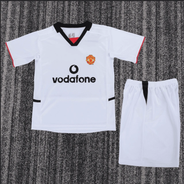 02-03 Manchester United away kit (children's) Retro Edition