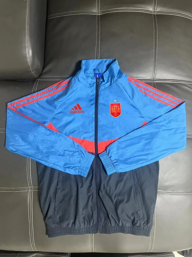 Spanish football training windbreaker