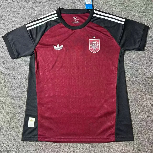 2026 Spain Training Kit – Fan Version