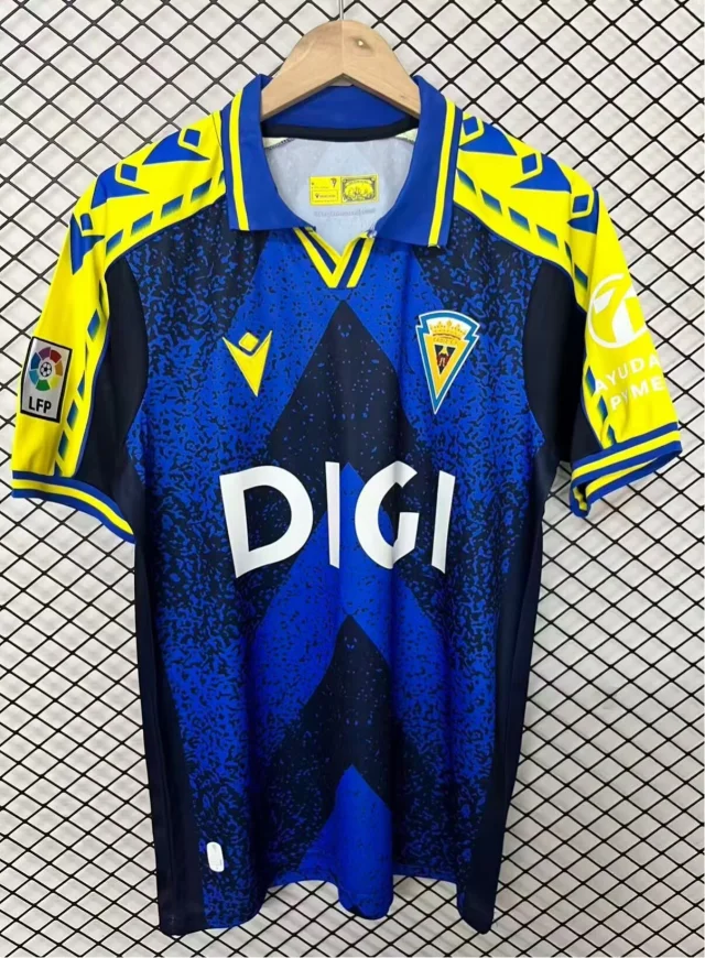 25/26 Cadiz Retro Soccer Jersey