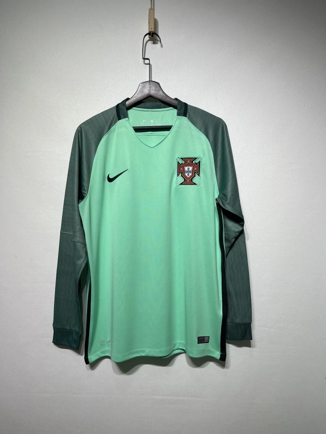 2012 Portugal home long-sleeved retro jersey