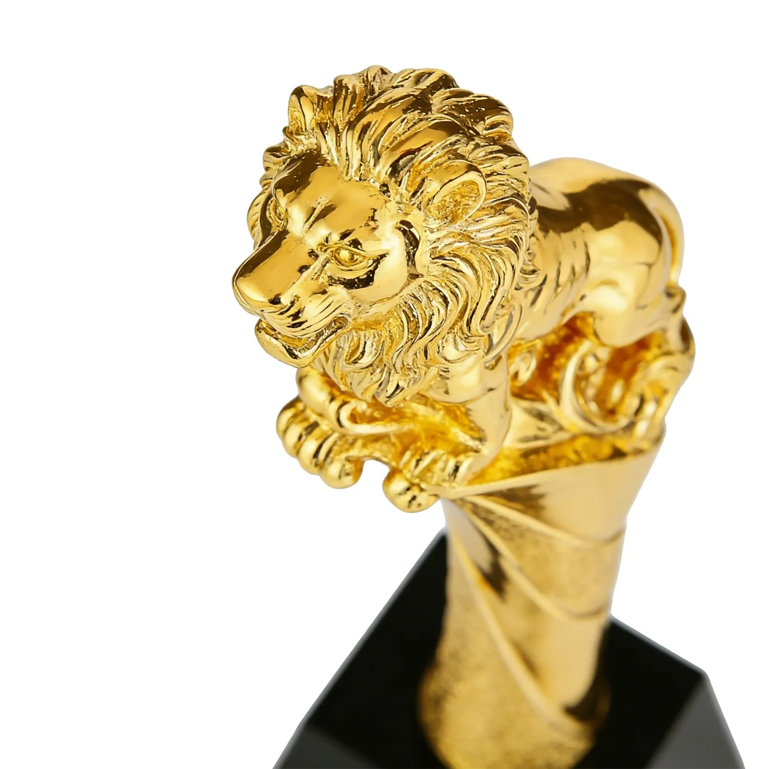 High Quality Resin Gold Lion Trophy Manufacturer for Wholesale Small Orders