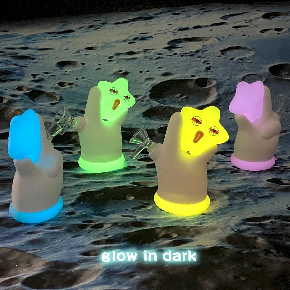 Custom Glow-in-the-Dark Star Face Silicone Water Pipe