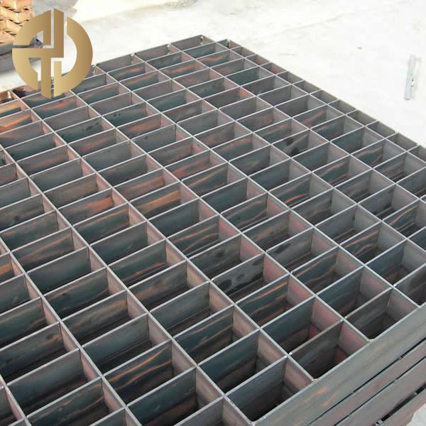 Interlocking Steel Grating