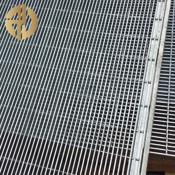 Dense-type Steel Grating