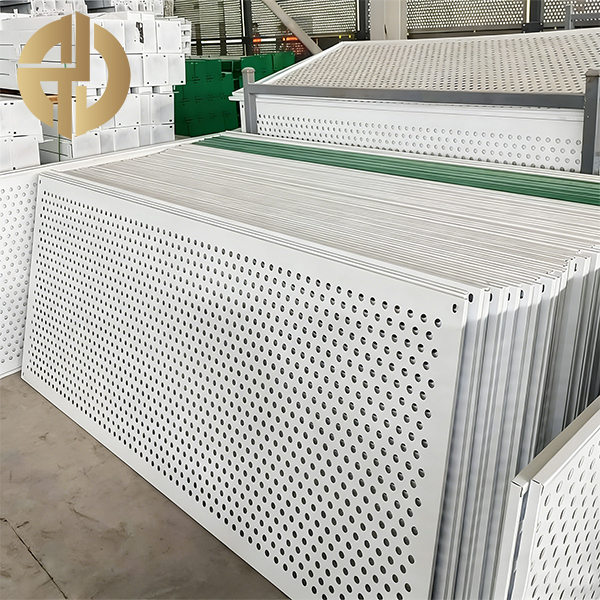 Windproof Punched Construction Fence